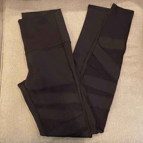 Ultra Rare Lululemon High Times Tech Mesh Leggings Pants Sz 6 EUC - Picture 5 of 8